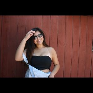 Meet your Posher, Jasmine